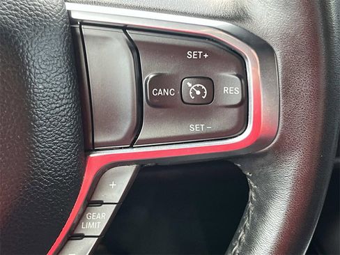 Used 2024 RAM 1500 Laramie image 28