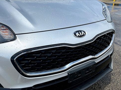 Used 2020 Kia Sportage LX image 30