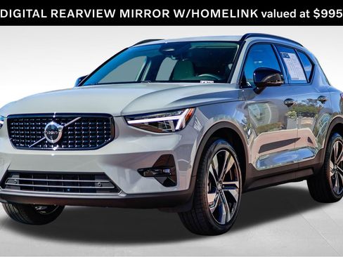 Certified 2026 Volvo XC40 B5 Ultra w/ Climate Package image 3