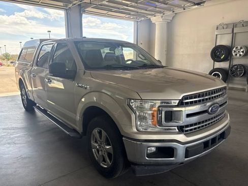 Used 2018 Ford F150 XLT w/ Equipment Group 302A Luxury RWD image 4