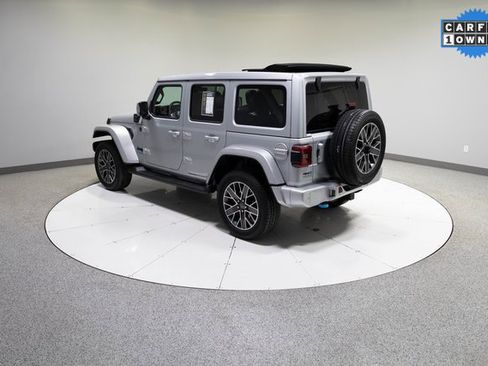 Used 2022 Jeep Wrangler Unlimited Sahara image 34