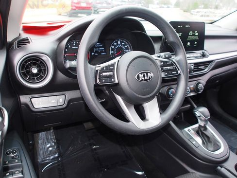 Used 2020 Kia Forte LXS image 14