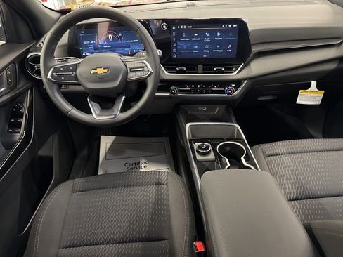 New 2026 Chevrolet Equinox LT w/ Safety and Technology Package AWD/4WD image 23