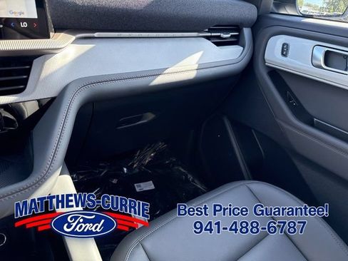 New 2026 Ford Explorer Active w/ Active Comfort Package RWD image 25