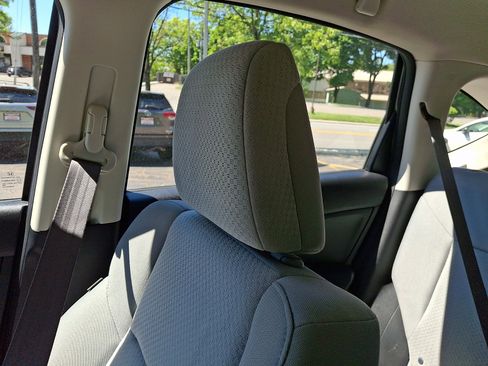 Used 2016 Honda CR-V LX image 17
