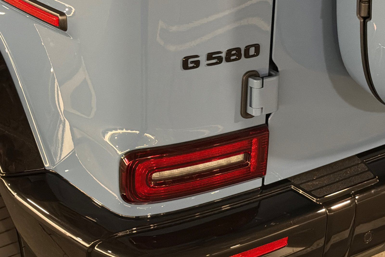New 2027 Mercedes-Benz G 580 e image 26