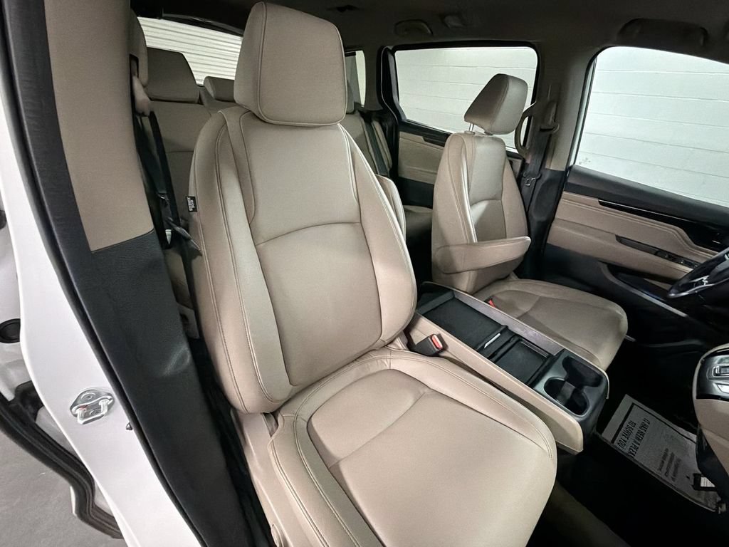Certified 2024 Honda Odyssey Touring image 28