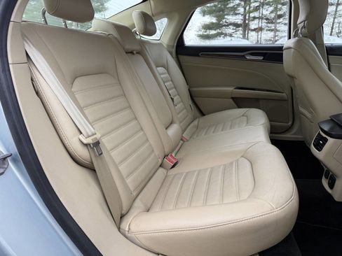 Used 2013 Ford Fusion Energi SE image 14