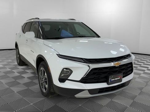 Certified 2025 Chevrolet Blazer LT w/ Convenience Package AWD/4WD image 7