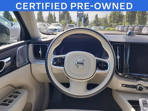 Used 2023 Volvo XC60 T8 Ultimate w/ Climate Package AWD/4WD image 24