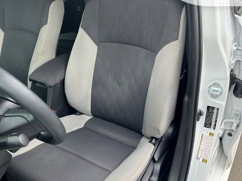 Used 2024 Toyota Corolla LE FWD image 31