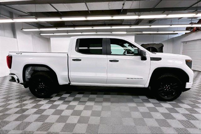 Used 2024 GMC Sierra 1500 Pro w/ Graphite Edition AWD/4WD image 15