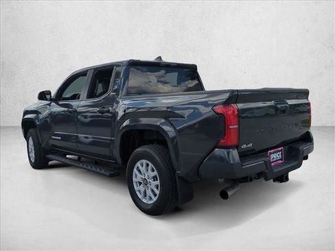 Certified 2024 Toyota Tacoma SR5 AWD/4WD image 8