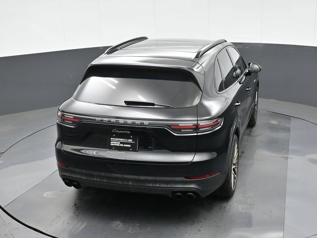 Certified 2023 Porsche Cayenne Platinum Edition AWD/4WD image 29