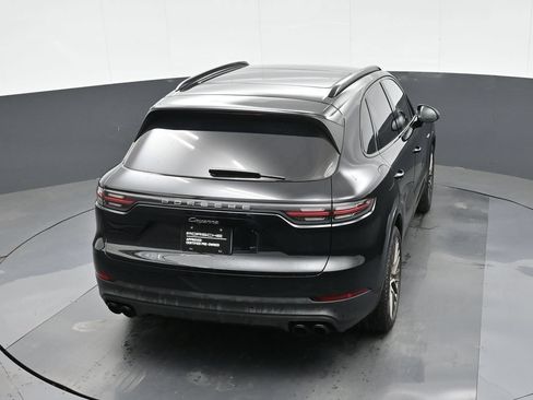 Certified 2023 Porsche Cayenne Platinum Edition AWD/4WD image 29