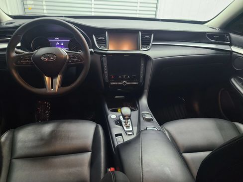 Used 2019 INFINITI QX50 Luxe w/ Navigation Package AWD/4WD image 2