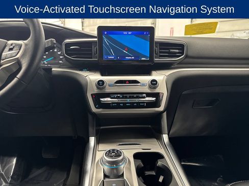 Certified 2021 Ford Explorer XLT w/ Equipment Group 202A AWD/4WD image 19