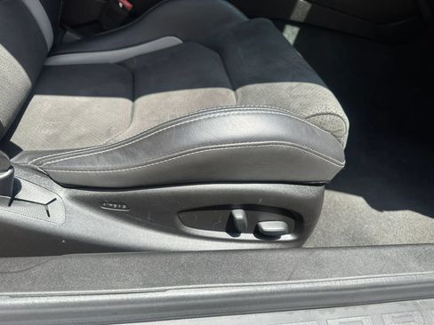 Used 2018 Chevrolet Camaro SS RWD image 22