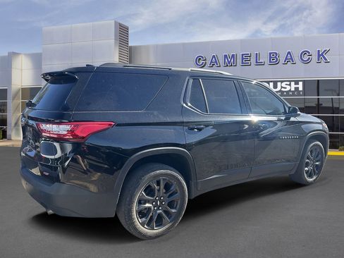 Used 2018 Chevrolet Traverse RS w/ LPO, Cargo Package FWD image 5