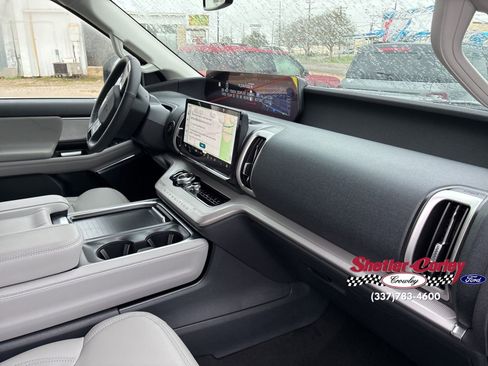 New 2026 Ford Expedition Max Active RWD image 24