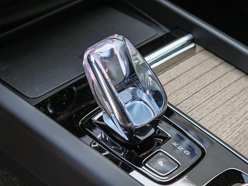 New 2026 Volvo XC60 B5 Core image 22