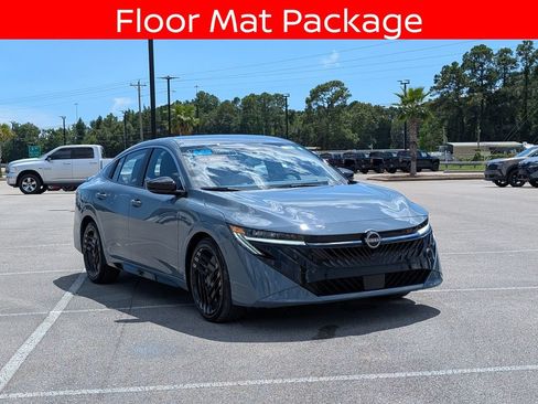 Certified 2026 Nissan Sentra SR w/ Floor Mat Package FWD image 9