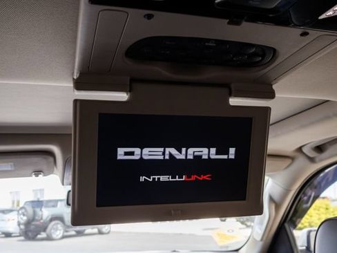 Used 2018 GMC Yukon Denali w/ Open Road Package AWD/4WD image 25