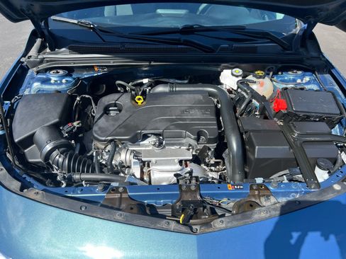 Used 2024 Chevrolet Malibu LT FWD image 3