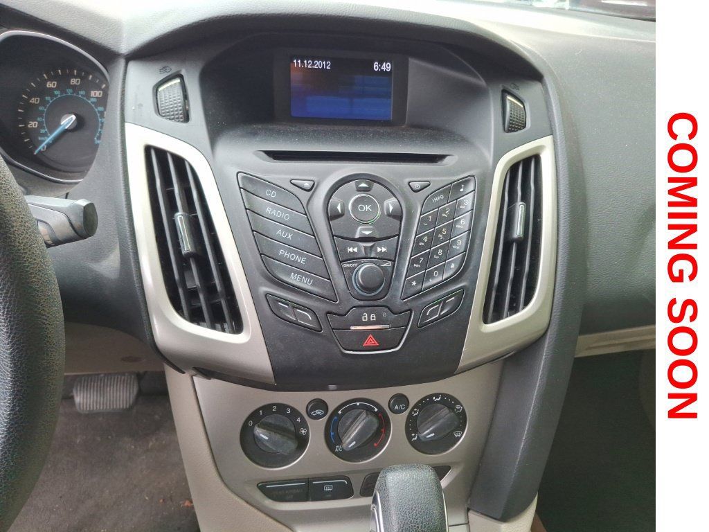 Used 2013 Ford Focus SE FWD image 13