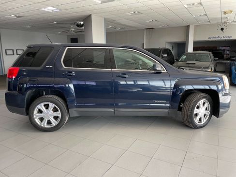 Used 2017 GMC Terrain SLE image 8