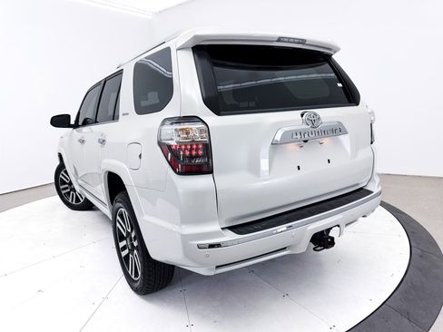Used 2022 Toyota 4Runner Limited image 9