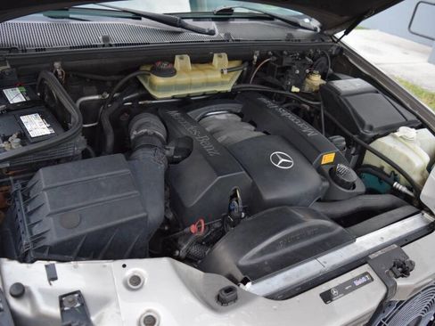 Used 2005 Mercedes-Benz ML 350 4MATIC image 91