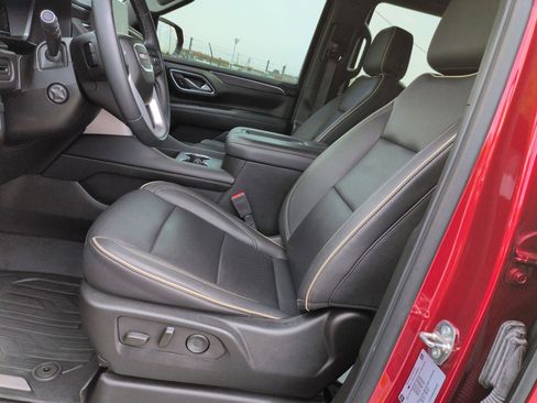 Used 2023 GMC Yukon SLT w/ SLT Premium Package RWD image 15