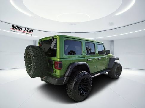 New 2026 Jeep Wrangler Unlimited Rubicon AWD/4WD image 3
