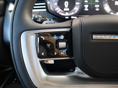 New 2025 Land Rover Range Rover SE AWD/4WD image 12