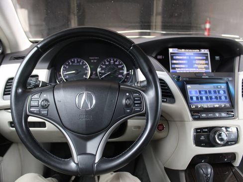 Used 2015 Acura RLX w/ Technology Package FWD image 36