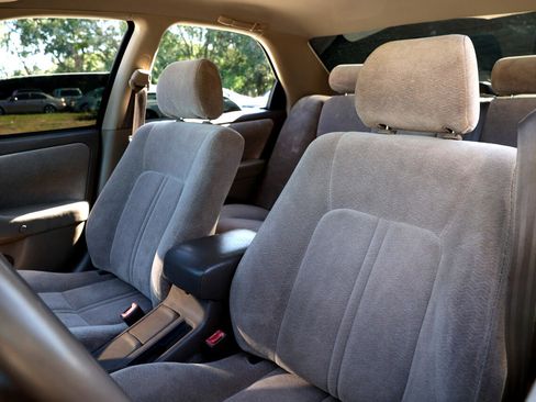 Used 1997 Toyota Camry CE image 6