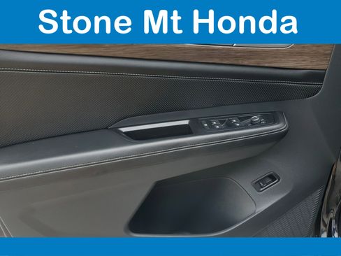 Used 2024 Volkswagen Atlas SEL Premium R-Line AWD/4WD image 22
