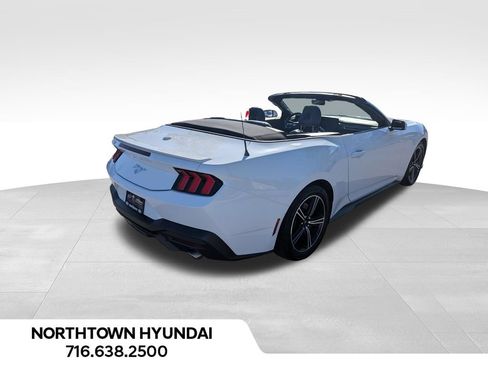 Used 2025 Ford Mustang Premium RWD image 12