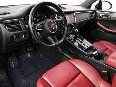 Used 2022 Porsche Macan GTS AWD/4WD image 12