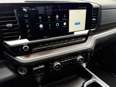 Used 2022 GMC Sierra 1500 SLT w/ SLT Premium Plus Package image 17