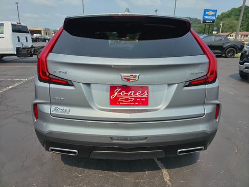 Used 2024 Cadillac XT4 Premium Luxury AWD/4WD image 4
