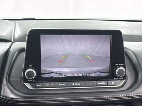 Certified 2024 Nissan Rogue S image 25