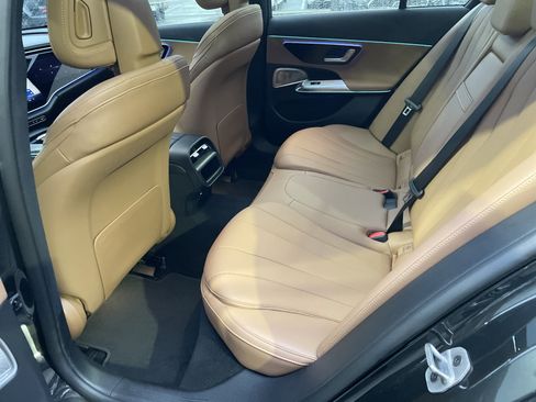 Certified 2025 Mercedes-Benz E 350 E 350 RWD Sedan image 39