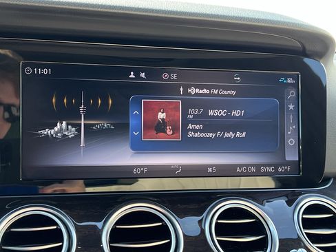 Used 2019 Mercedes-Benz E 300 image 24