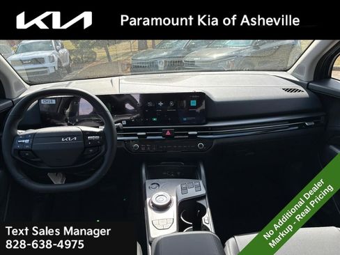 New 2026 Kia Sportage EX image 7