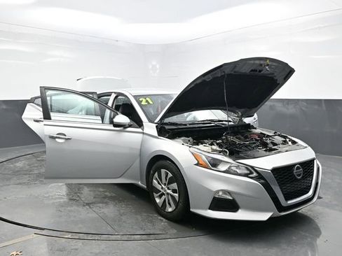 Used 2021 Nissan Altima 2.5 S image 35