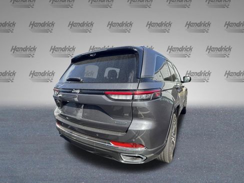 Used 2022 Jeep Grand Cherokee Overland w/ Luxury Tech Group IV image 14