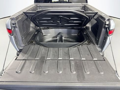Used 2025 Rivian R1T Adventure AWD/4WD image 30