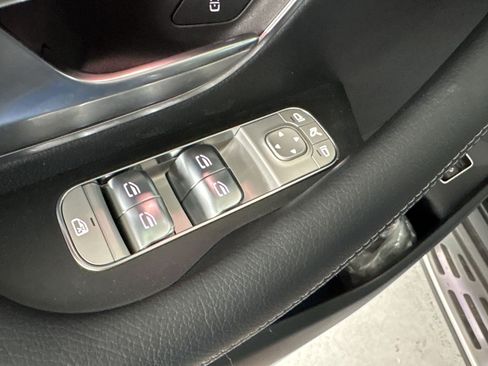 New 2026 Mercedes-Benz GLS 580 4MATIC image 13